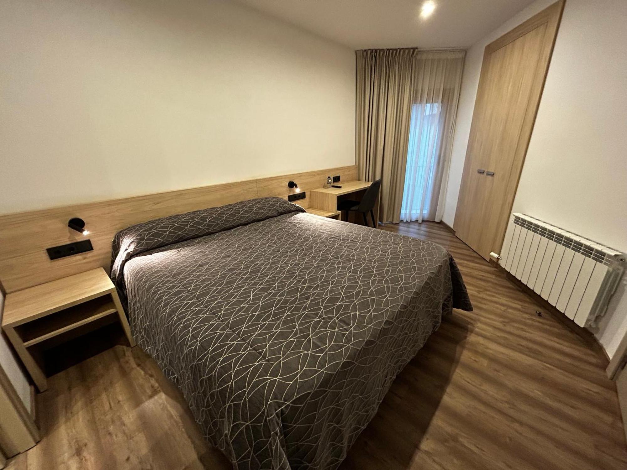 Hotel Jardi Apartaments Mollerusa Kültér fotó